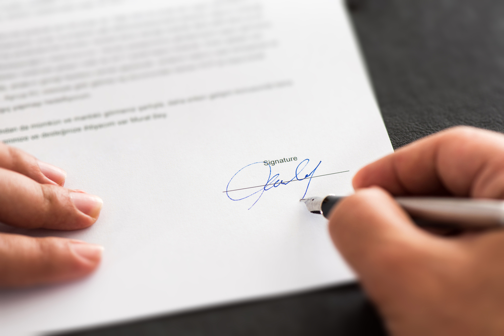 firmar contrato