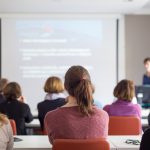 mujeres en la universidad