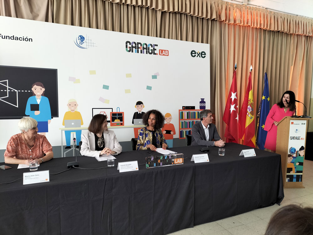 La Fundación Orange ha presentado en el Instituto de Educación Secundaria Francisco de Goya-La Elipa una nueva aula GarageLab